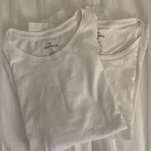 2 white bombas tank tops
